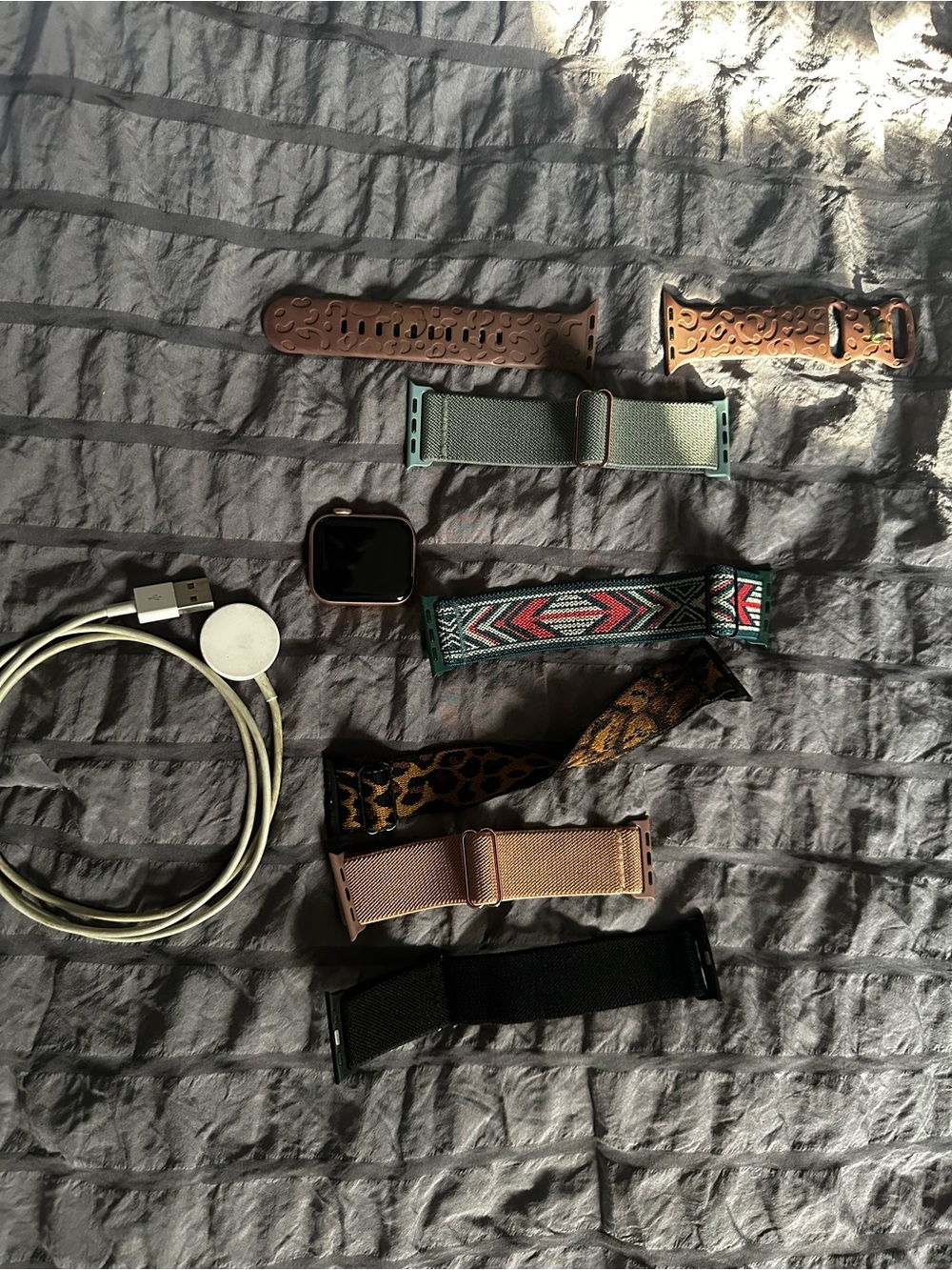 Series 5 40MM Rose Gold Apple Watch With Accessories
